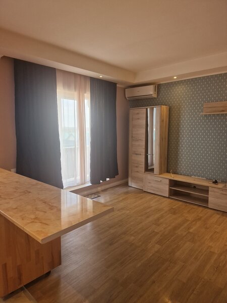 Cartier Cosmopolis, Stefanestii de Jos