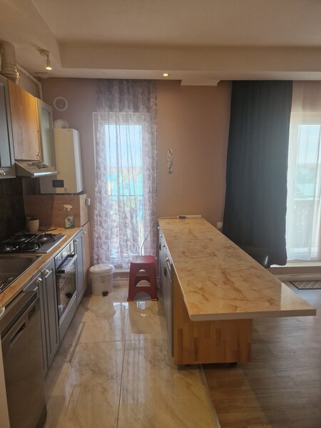 Cartier Cosmopolis, Stefanestii de Jos